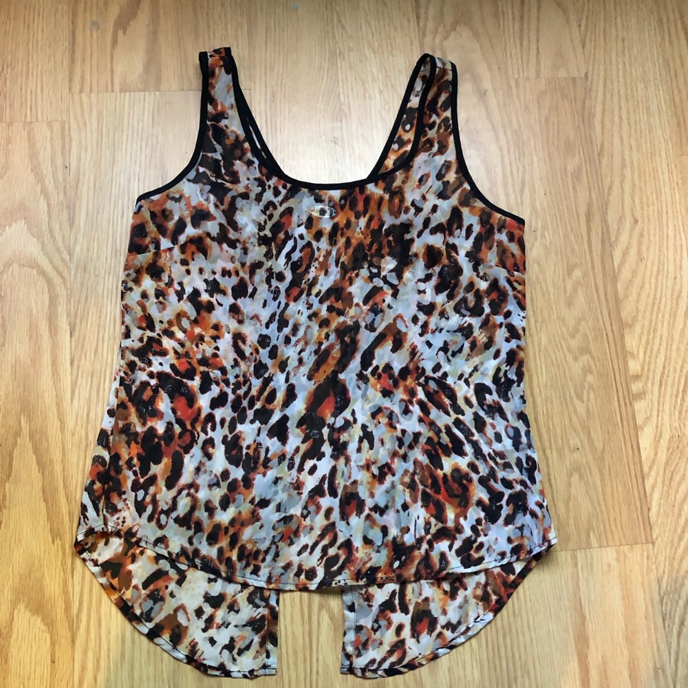 Leopard print top